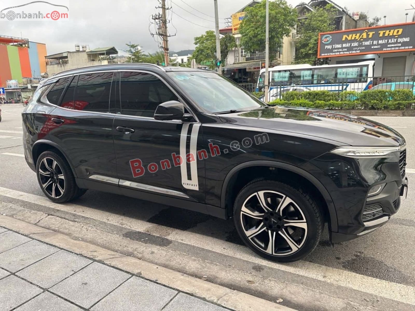 2019 VinFast Lux SA 2.0 Premium 2.0 AT