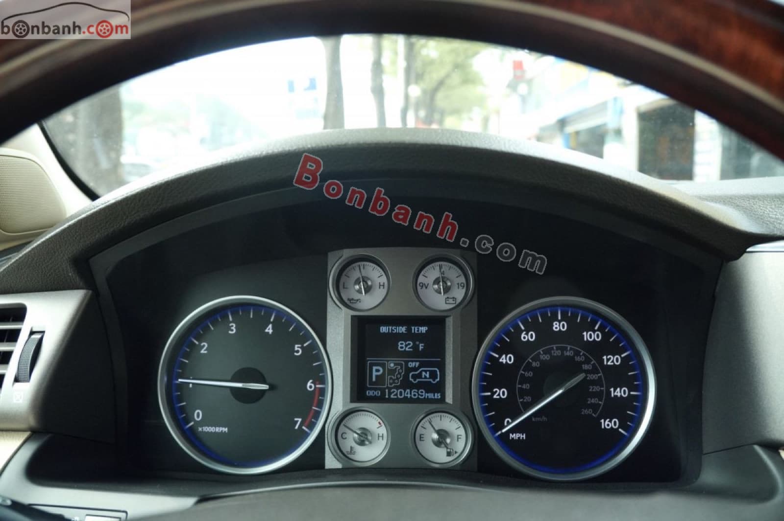 2010 Lexus LX 570 - ảnh nhỏ 7
