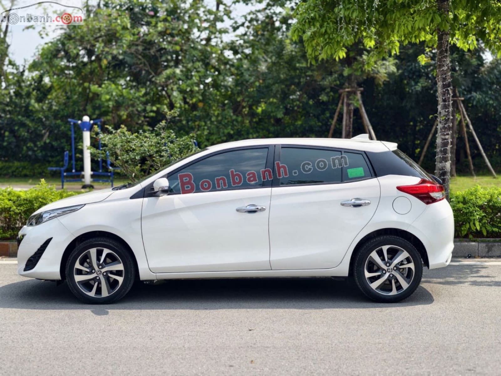 2018 Toyota Yaris 1.5G - ảnh nhỏ 3