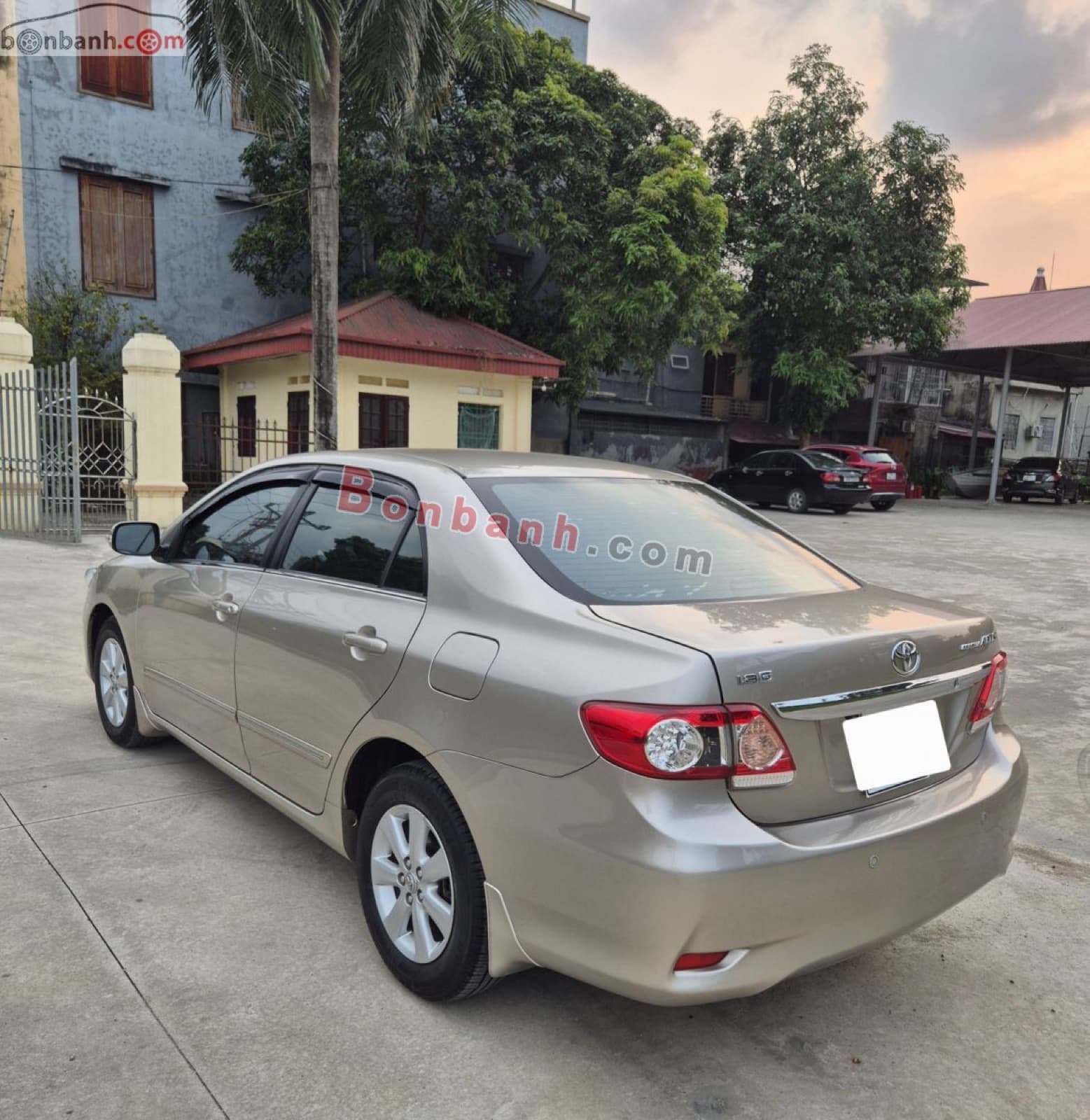 2013 Toyota Corolla altis 1.8G AT - ảnh nhỏ 2