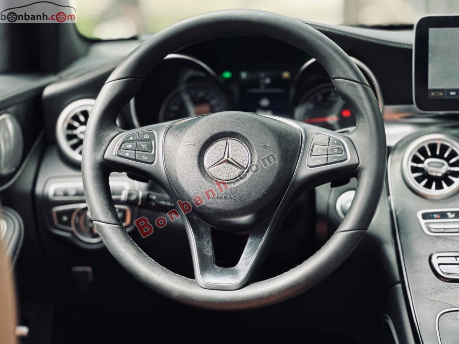 2018 Mercedes-Benz GLC 300 4Matic - ảnh nhỏ 10