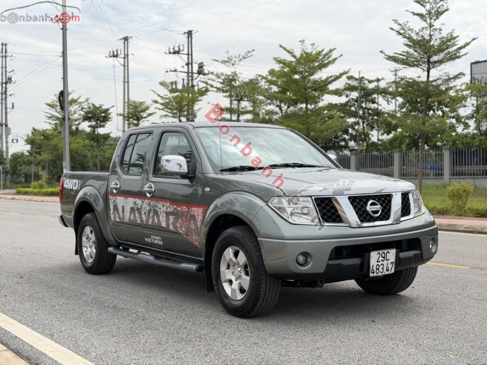 2013 Nissan Navara LE 2.5MT 4WD