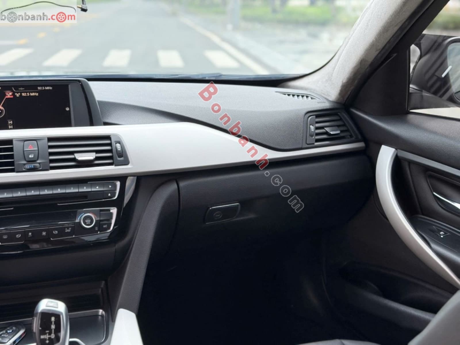 2016 BMW 3 Series 320i - ảnh nhỏ 8