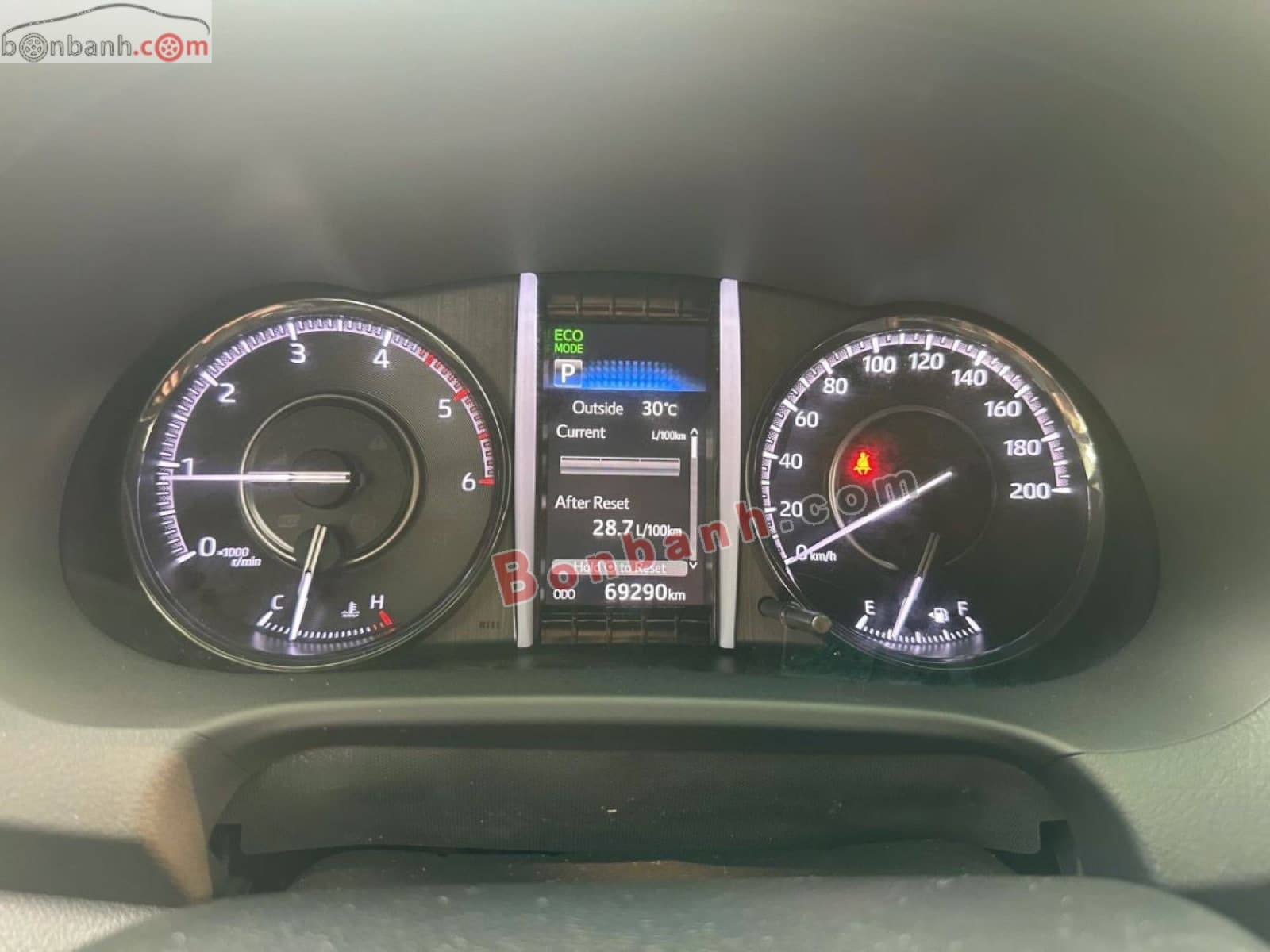 2020 Toyota Fortuner 2.4G 4x2 AT Legender - ảnh nhỏ 8