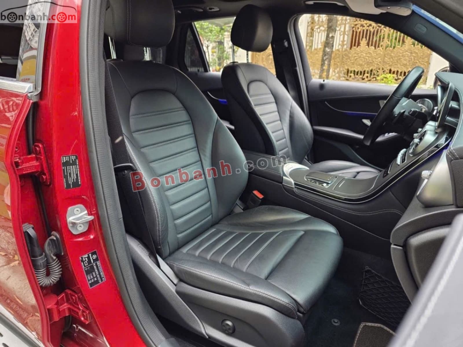 2020 Mercedes-Benz GLC 300 4Matic - ảnh nhỏ 8