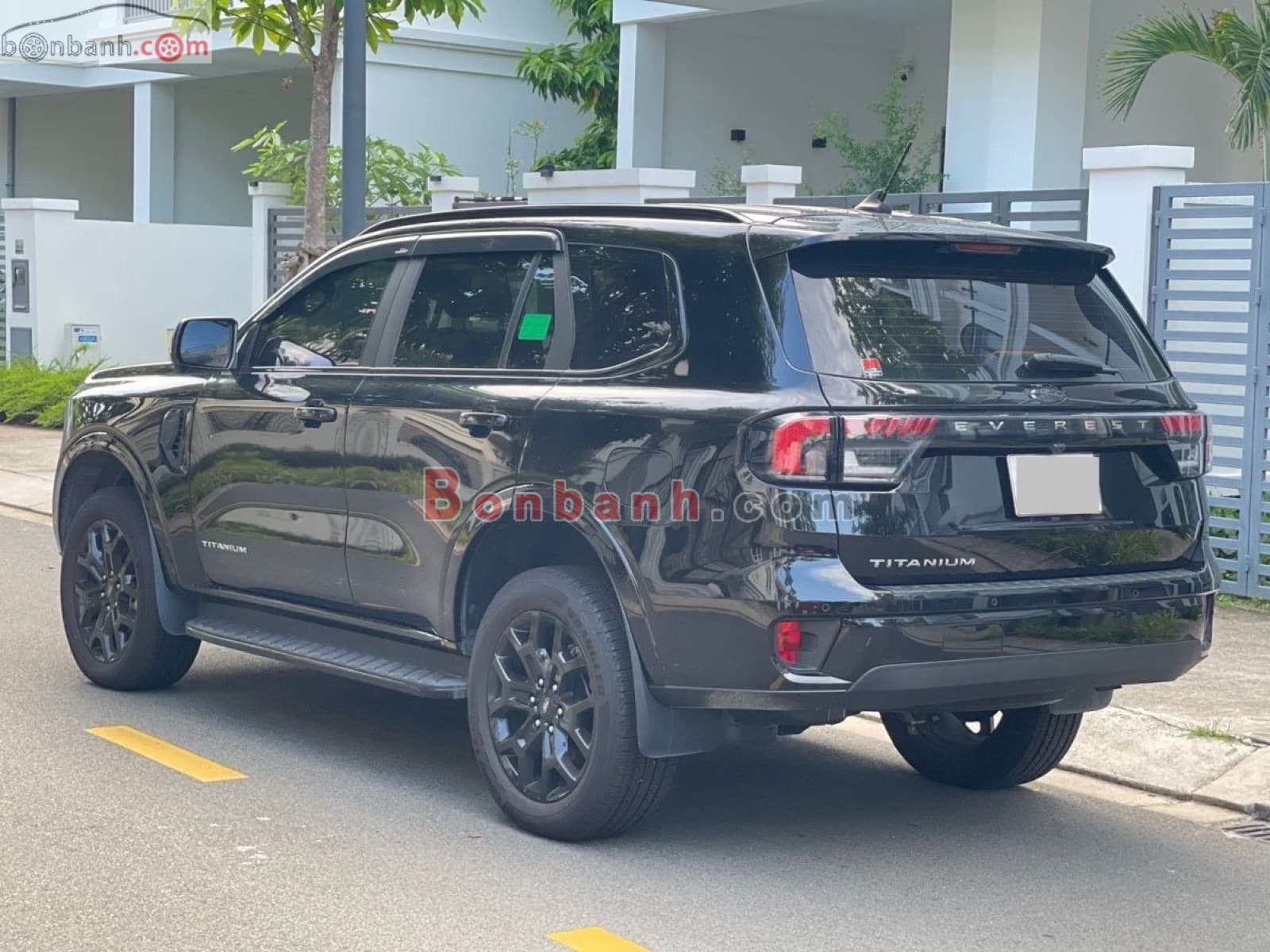 2025 Ford Everest Titanium Plus 2.0L 4x4 AT - ảnh nhỏ 4