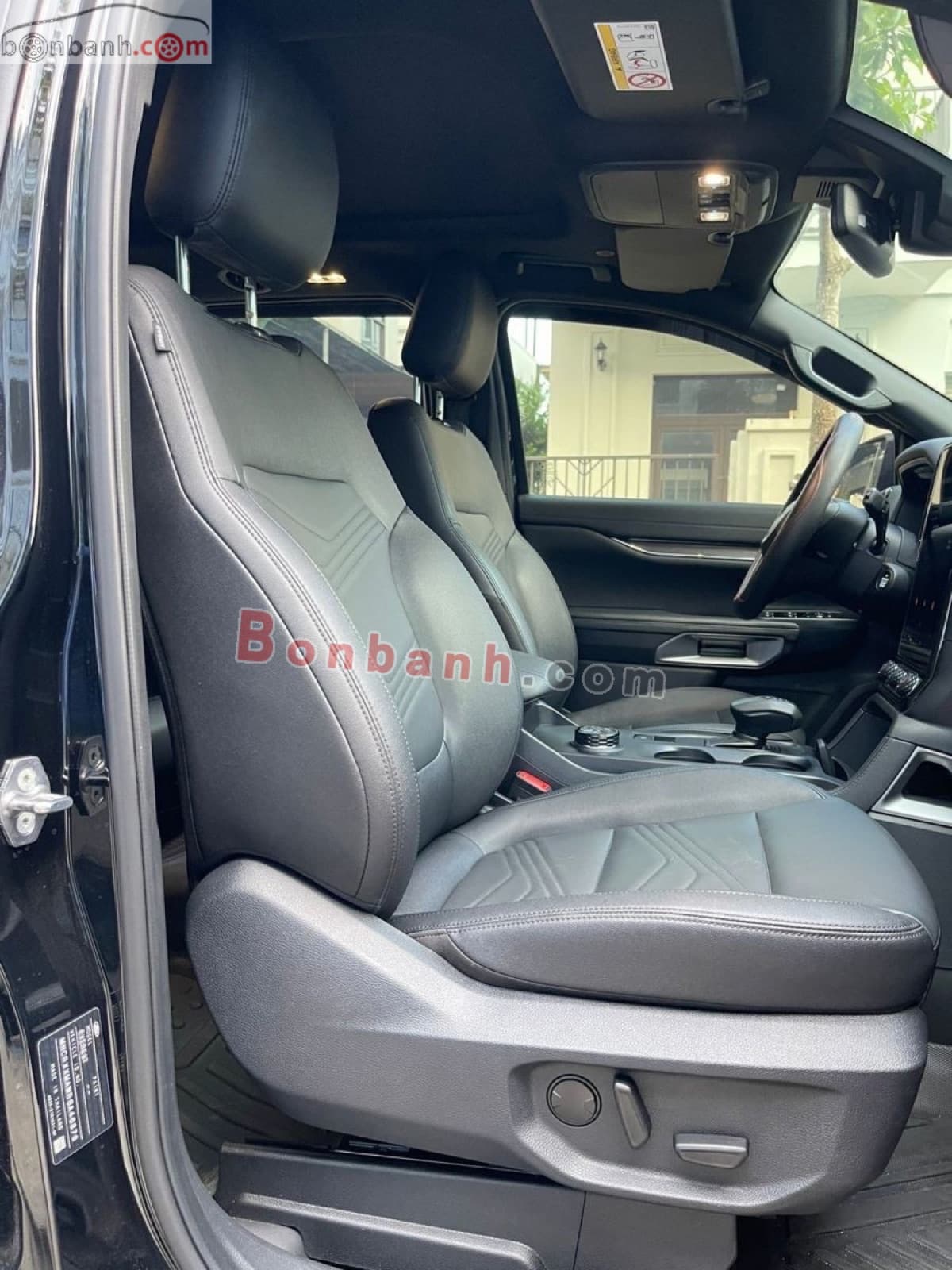 2025 Ford Everest Titanium Plus 2.0L 4x4 AT - ảnh nhỏ 9