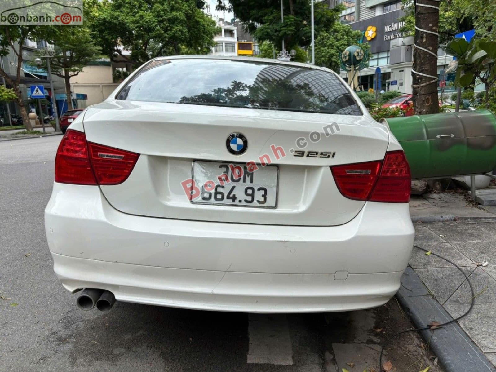 2010 BMW 3 Series 325i - ảnh nhỏ 3