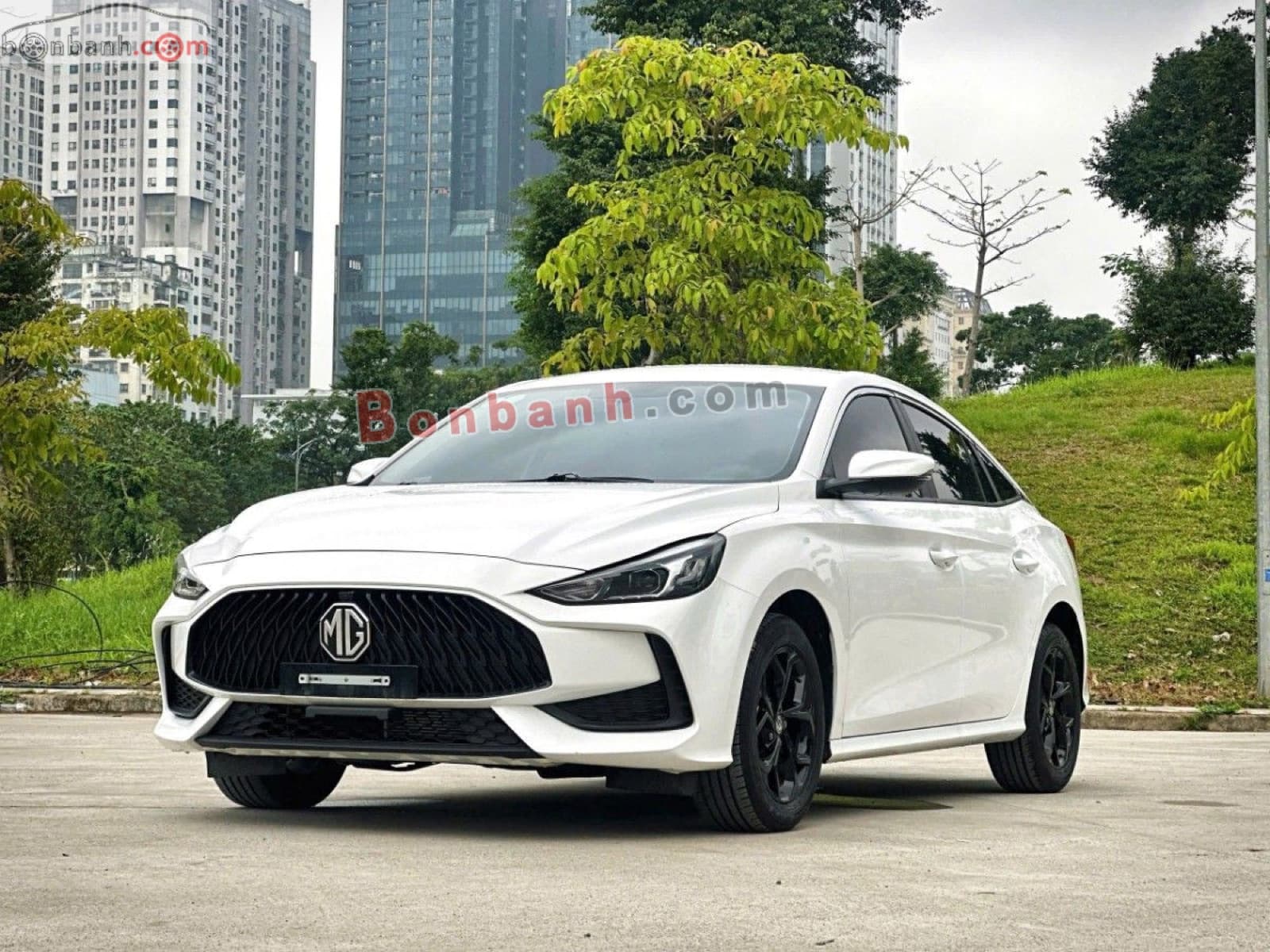 2024 MG 5 Standard 1.5 AT