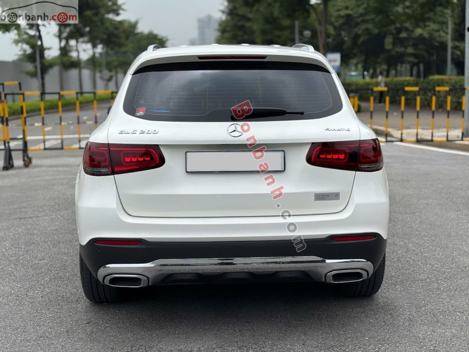 2022 Mercedes-Benz GLC 200 4Matic - ảnh nhỏ 4