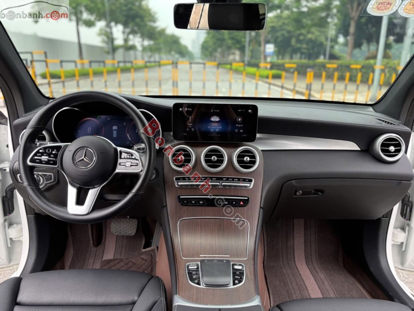2022 Mercedes-Benz GLC 200 4Matic - ảnh nhỏ 6