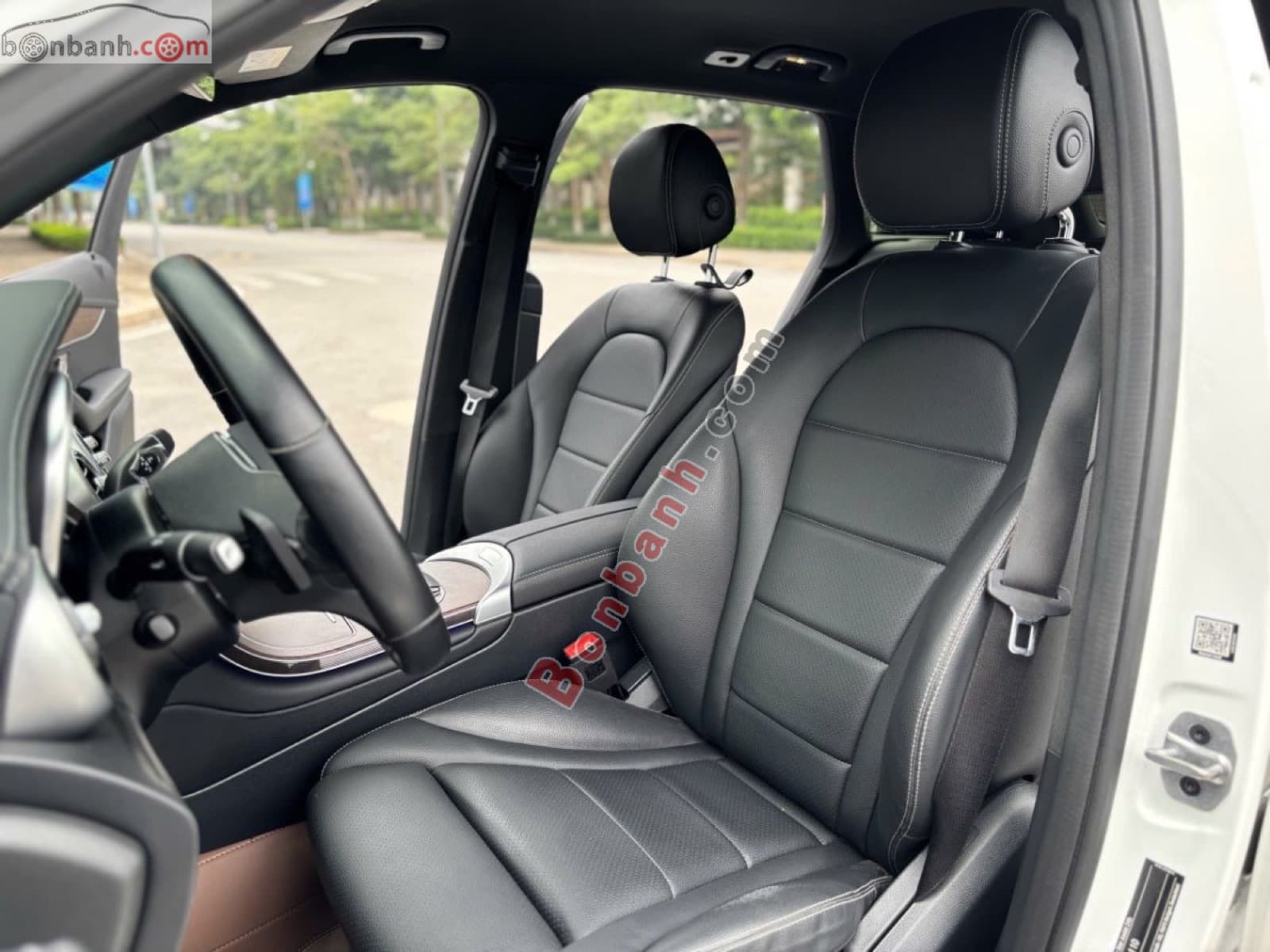 2022 Mercedes-Benz GLC 200 4Matic - ảnh nhỏ 7