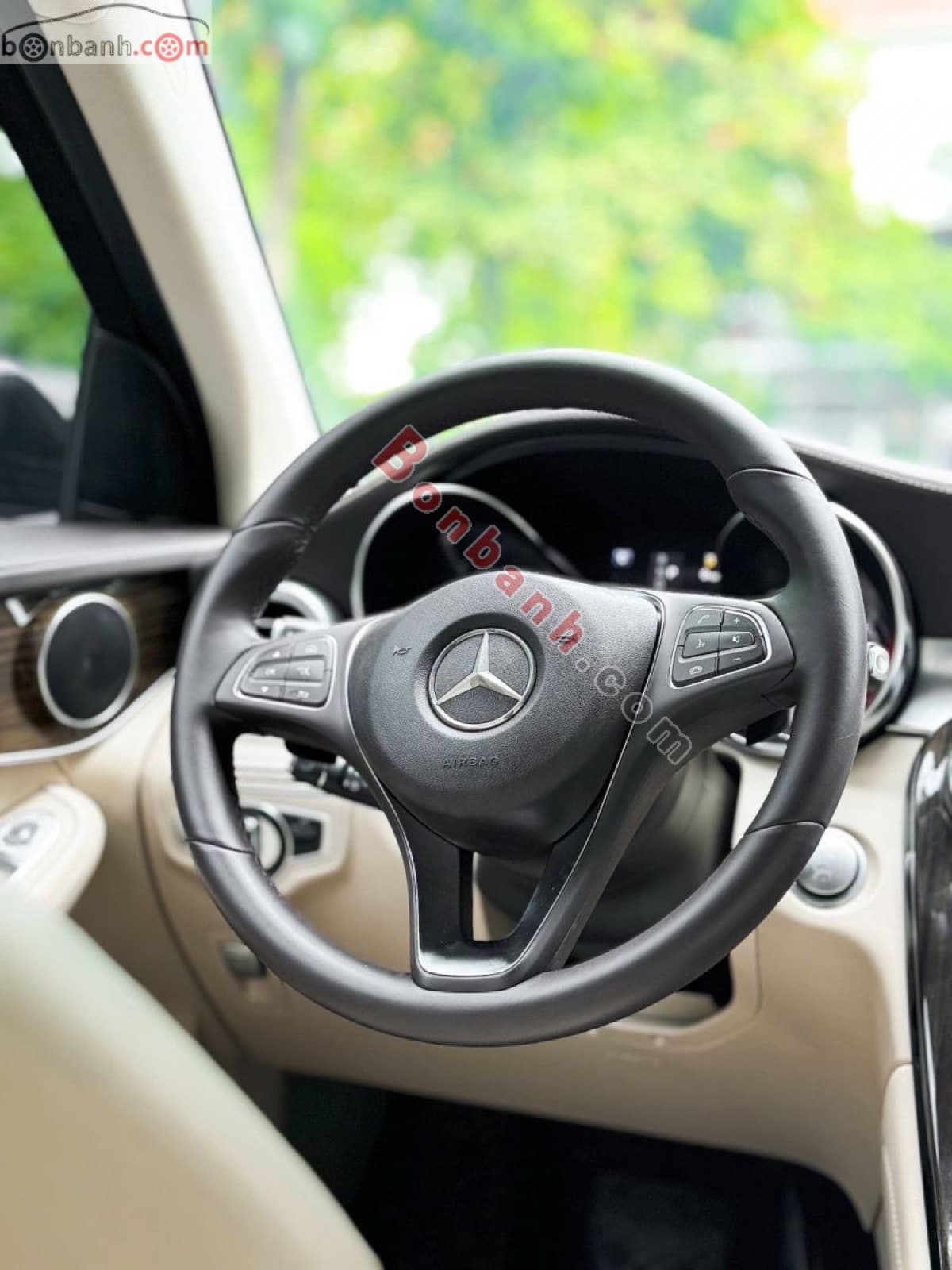 2019 Mercedes-Benz GLC 200 - ảnh nhỏ 8