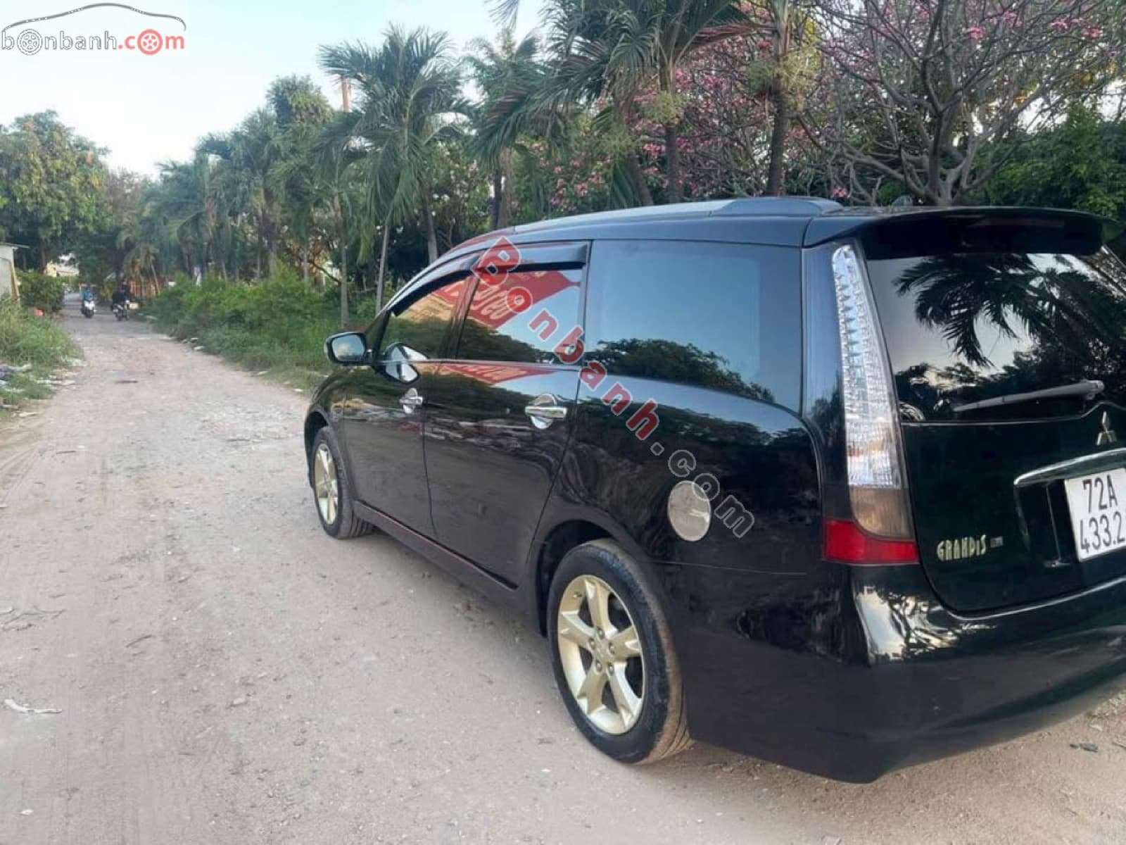 2009 Mitsubishi Grandis 2.4 AT - ảnh nhỏ 6