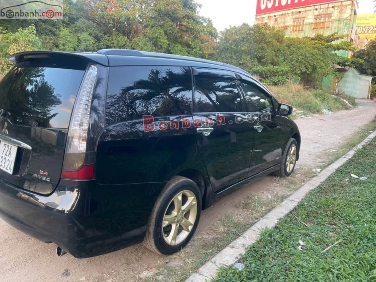 2009 Mitsubishi Grandis 2.4 AT - ảnh nhỏ 7