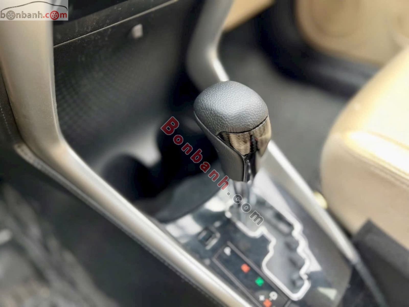 2019 Toyota Yaris 1.5G - ảnh nhỏ 8