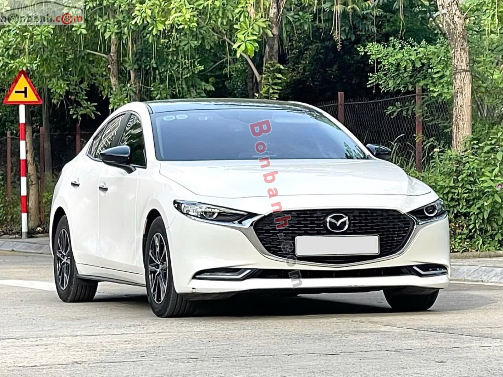 2024 Mazda 3 1.5L Luxury