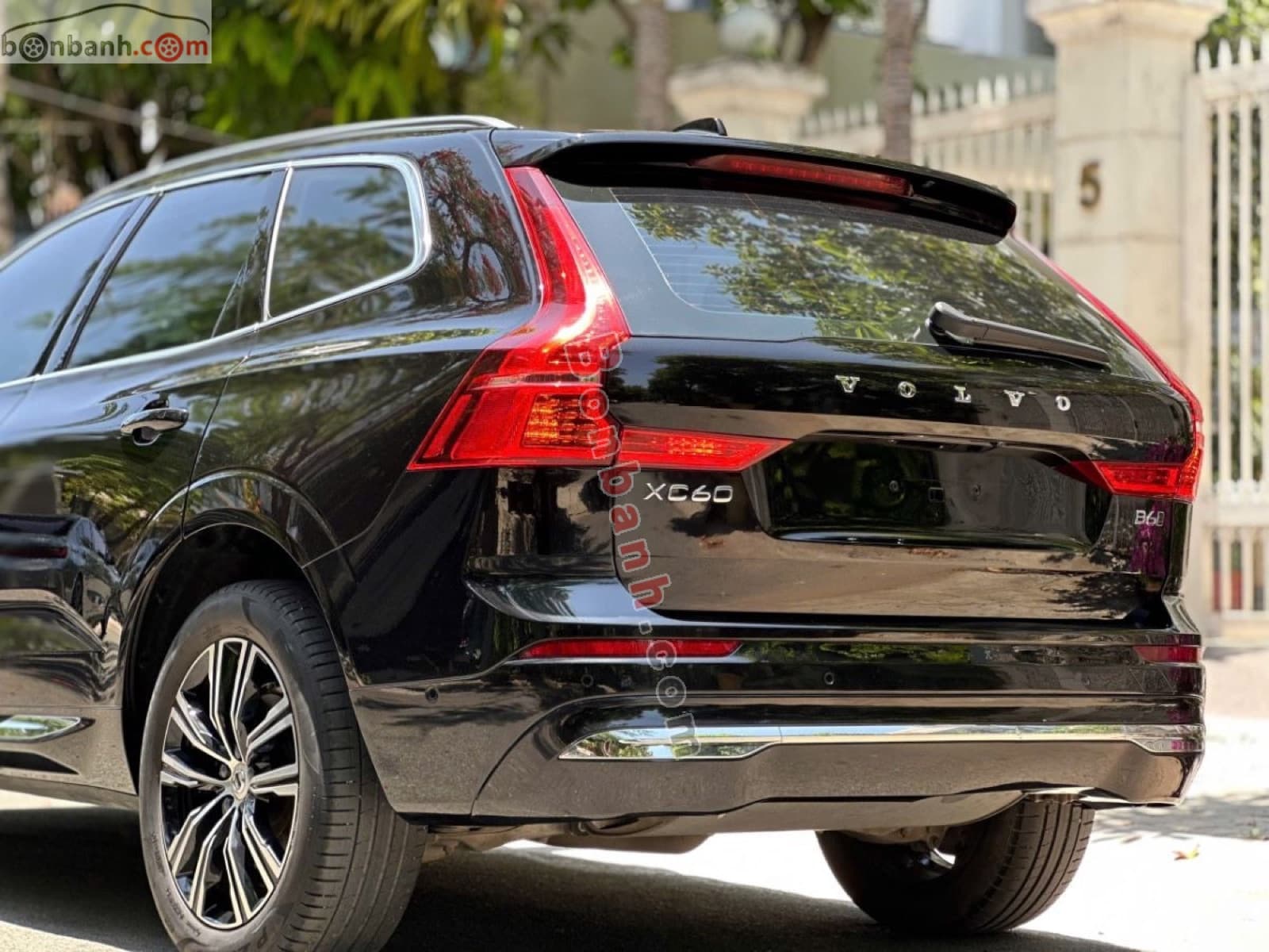 2022 Volvo XC60 Inscription B6 AWD - ảnh nhỏ 4