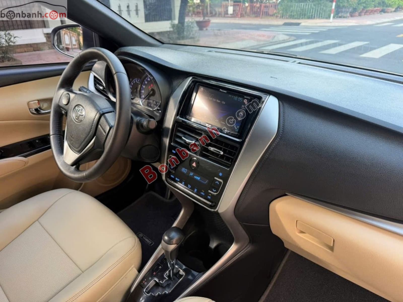 2018 Toyota Yaris 1.5G - ảnh nhỏ 7