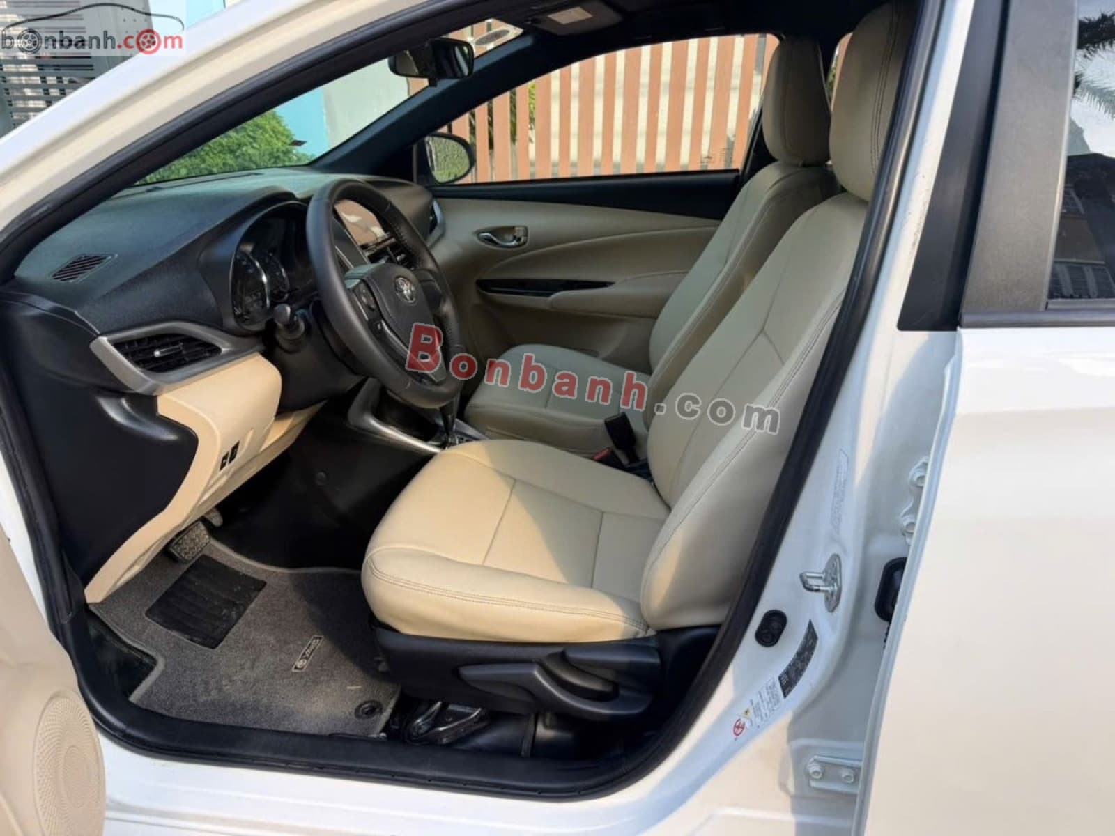 2018 Toyota Yaris 1.5G - ảnh nhỏ 9