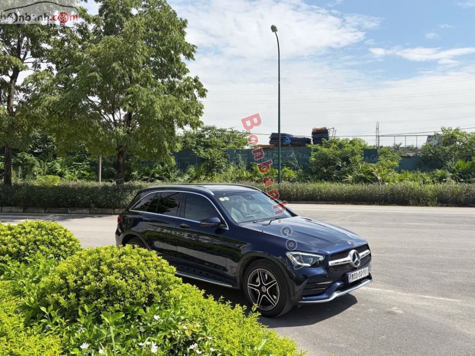 2020 Mercedes-Benz GLC 300 4Matic - ảnh nhỏ 3