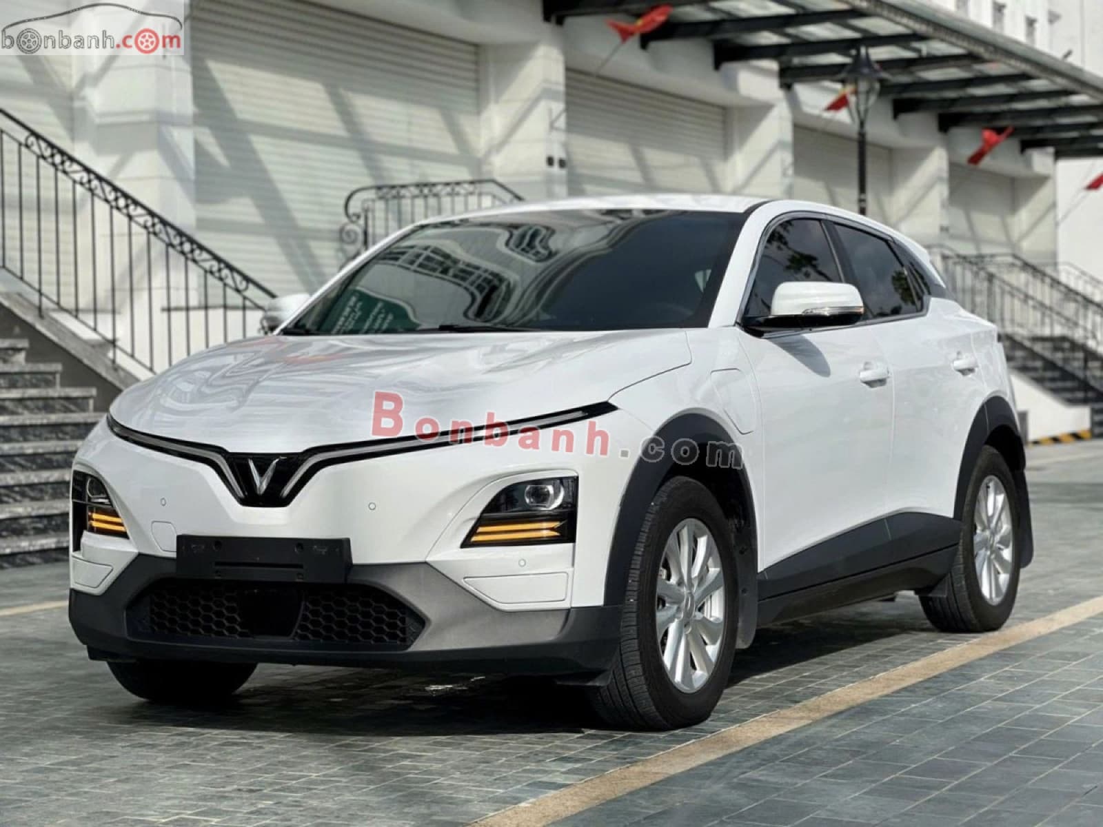 2026 VinFast VF6 Eco
