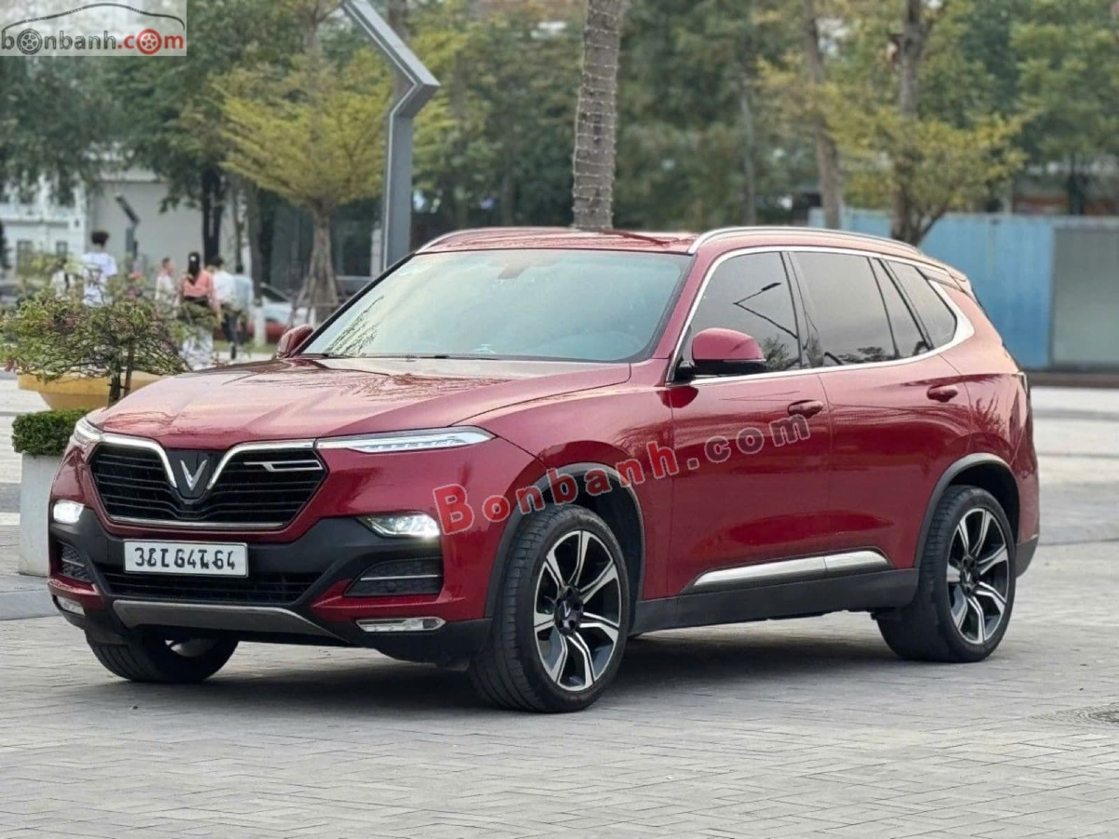 2021 VinFast Lux SA 2.0 Premium 2.0 AT