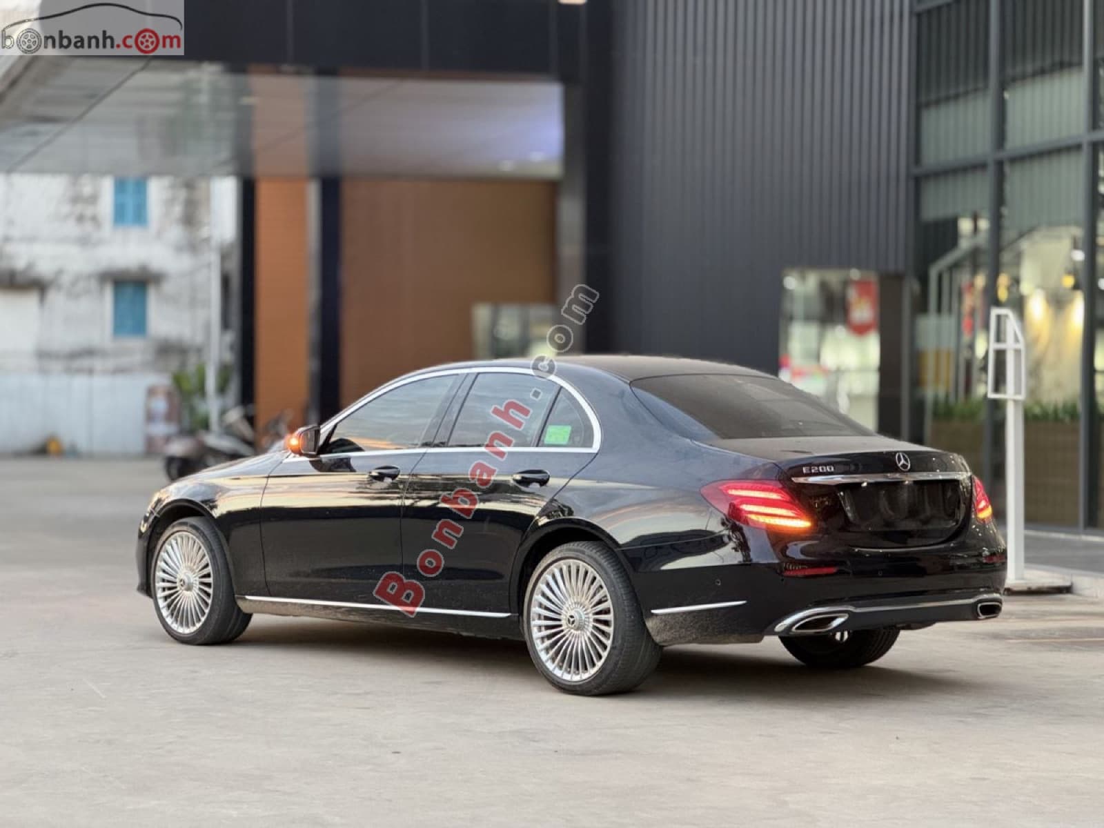 2019 Mercedes-Benz E class E200 - ảnh nhỏ 4