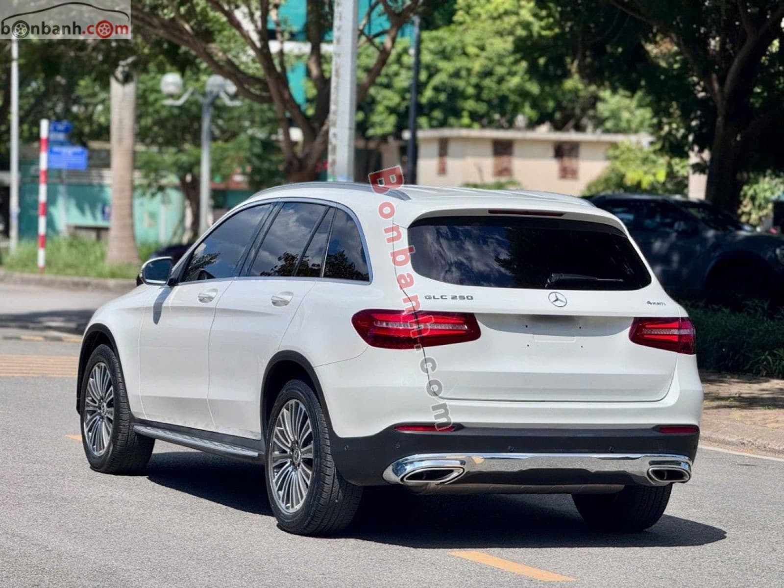 2018 Mercedes-Benz GLC 250 4Matic - ảnh nhỏ 4