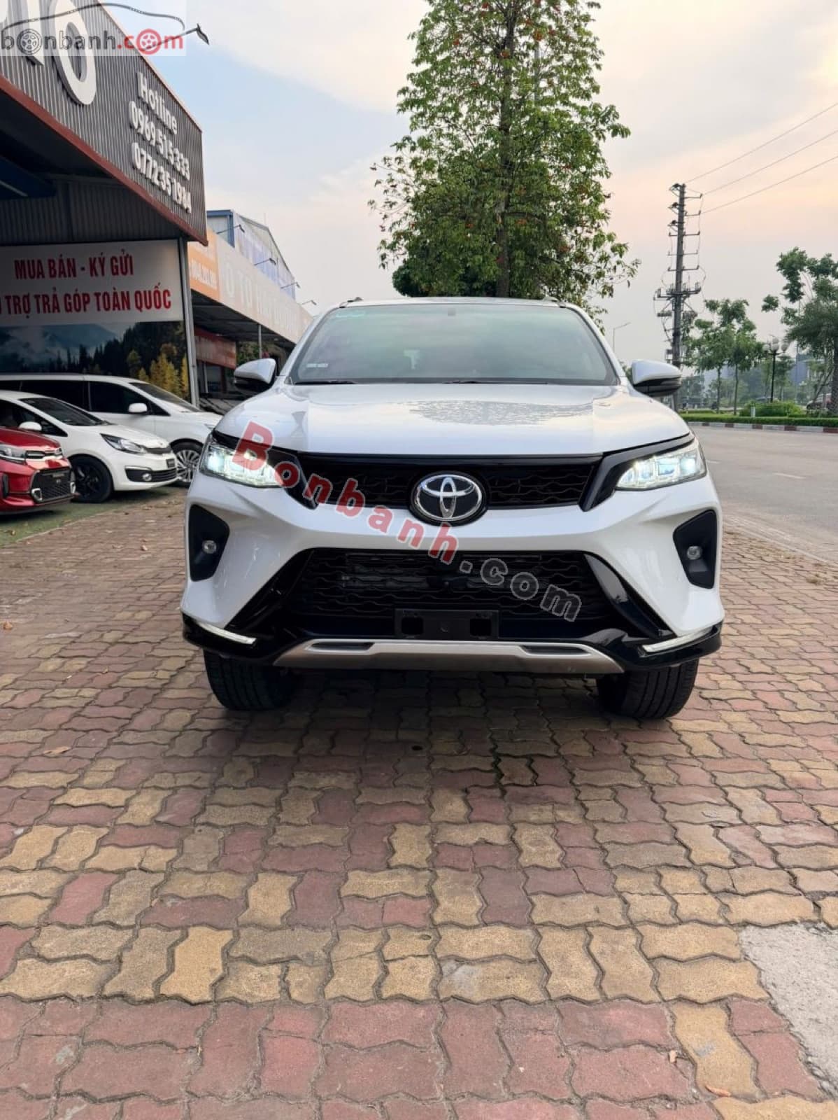 2022 Toyota Fortuner Legender 2.4L 4x2 AT