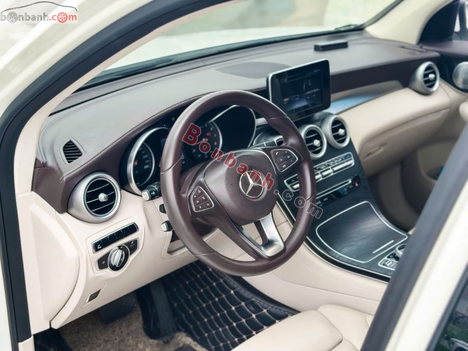 2016 Mercedes-Benz GLC 300 4Matic - ảnh nhỏ 10