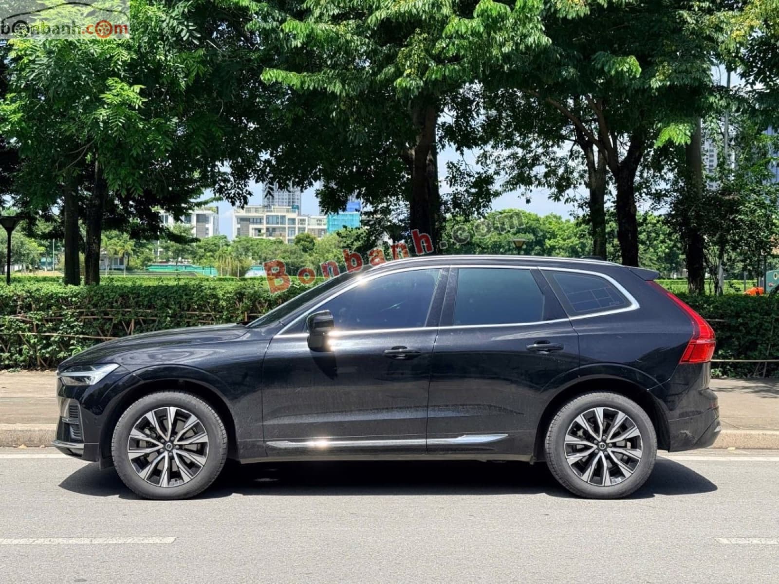 2022 Volvo XC60 Ultimate Bright B6 AWD - ảnh nhỏ 3