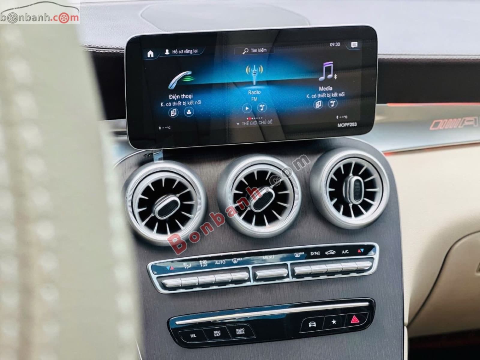 2020 Mercedes-Benz GLC 300 4Matic - ảnh nhỏ 5
