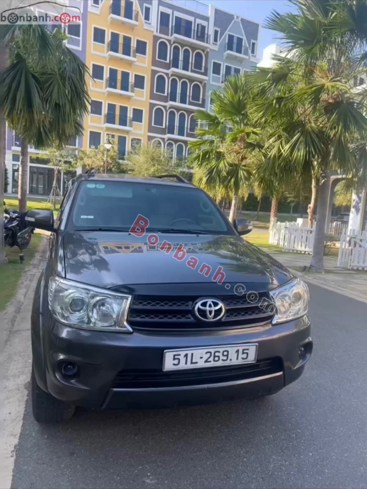 2010 Toyota Fortuner 2.5G