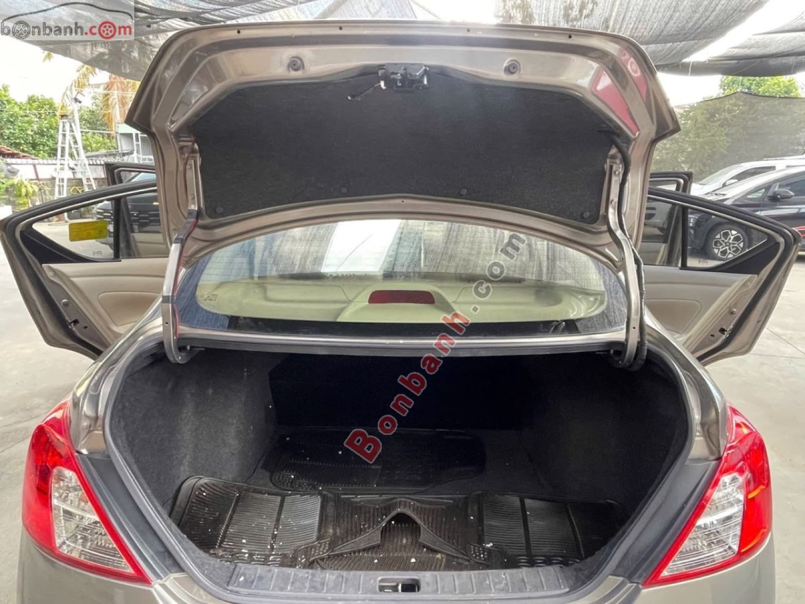 2016 Nissan Sunny XV - ảnh nhỏ 10