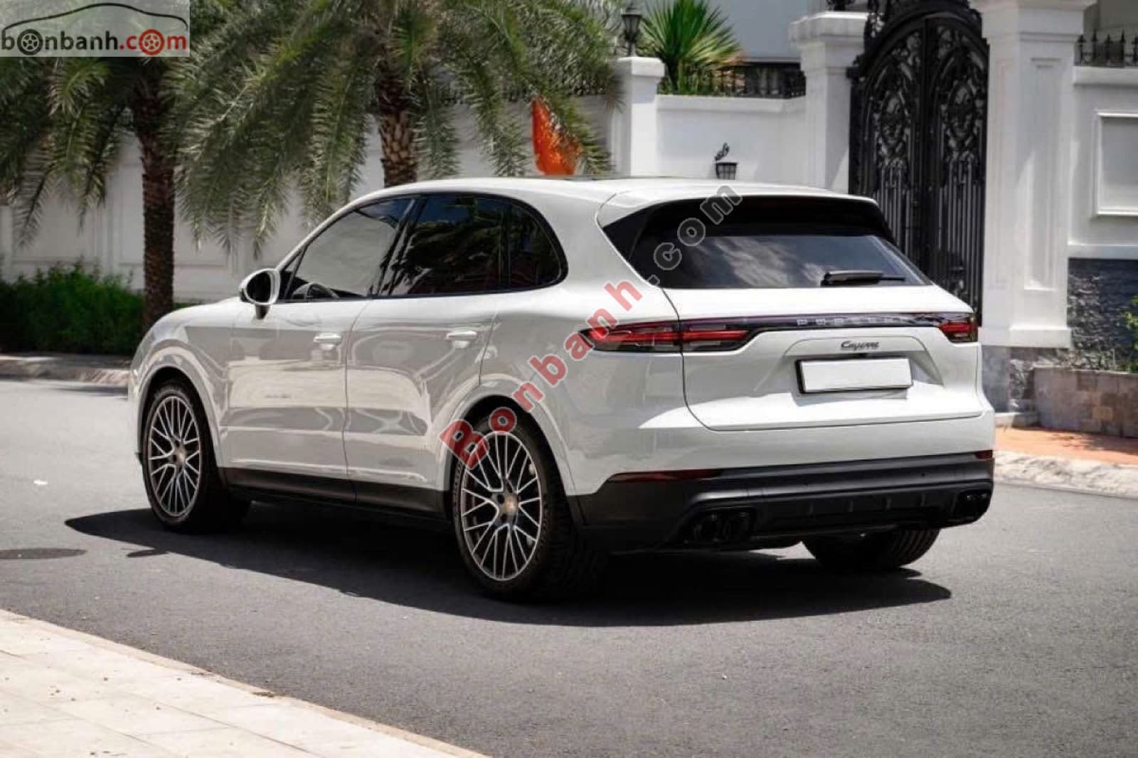 2022 Porsche Cayenne Platinum Edition - ảnh nhỏ 4
