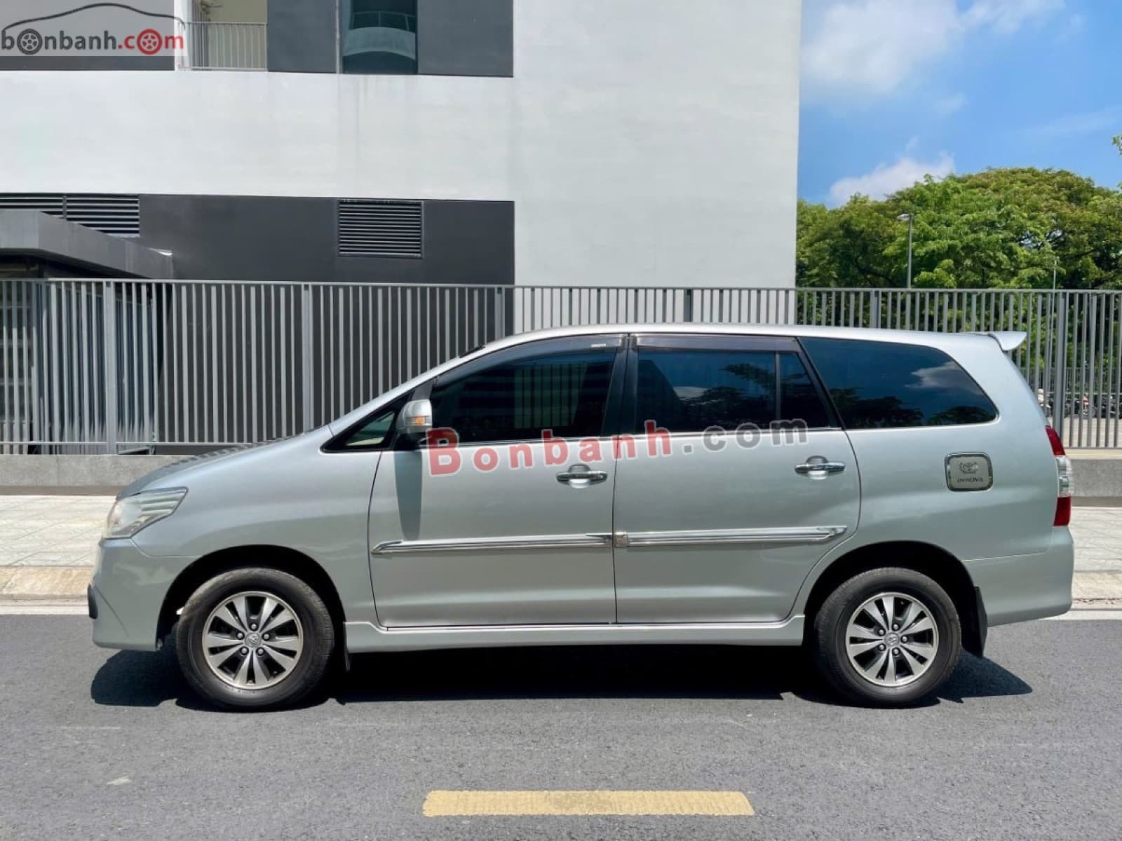 2016 Toyota Innova 2.0G - ảnh nhỏ 4