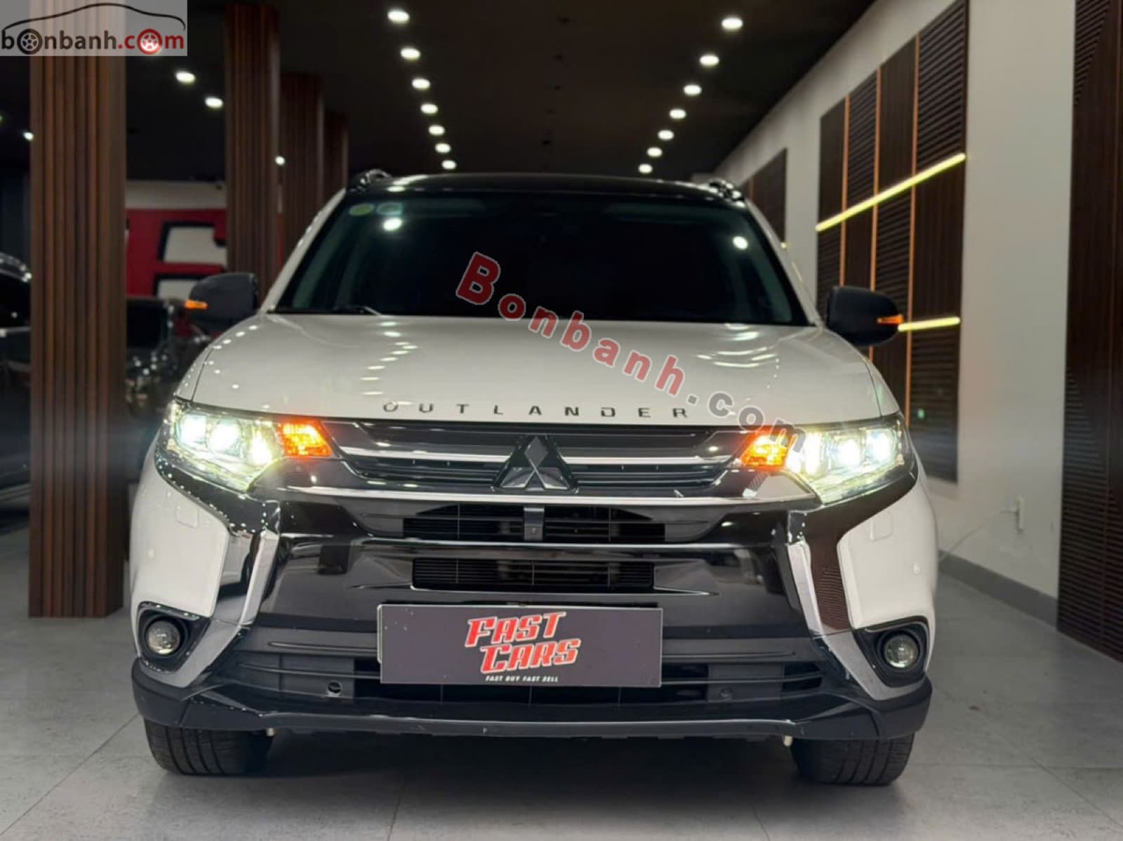 2019 Mitsubishi Outlander 2.0 CVT Premium - ảnh nhỏ 2