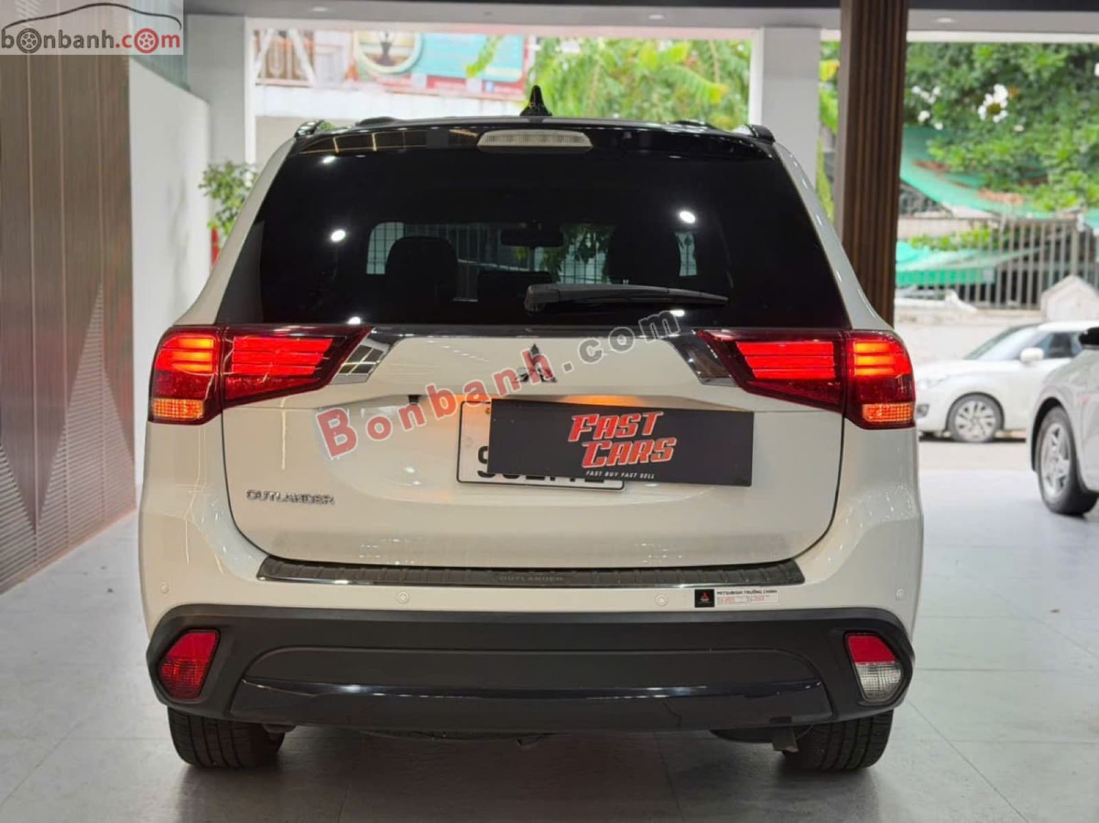 2019 Mitsubishi Outlander 2.0 CVT Premium - ảnh nhỏ 3