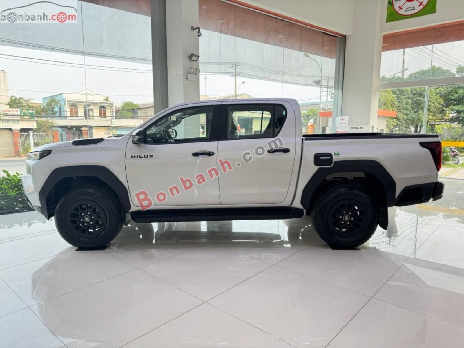 2026 Toyota Hilux Pro 2.8L 4x2 AT - ảnh nhỏ 3