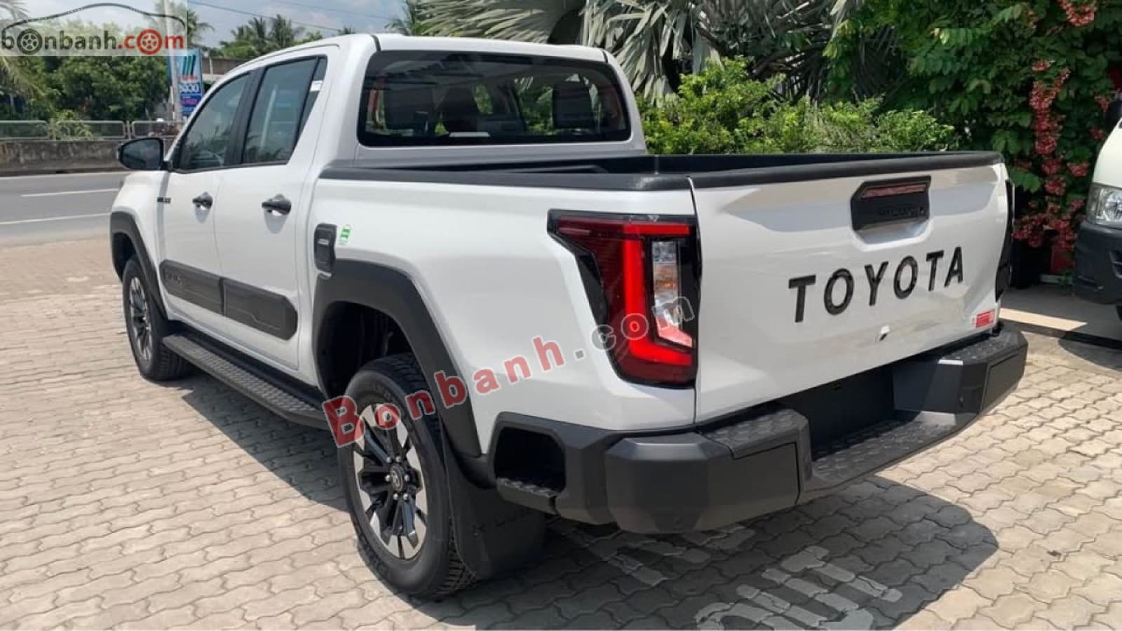 2026 Toyota Hilux Trailhunter 2.8L 4x4 AT - ảnh nhỏ 9