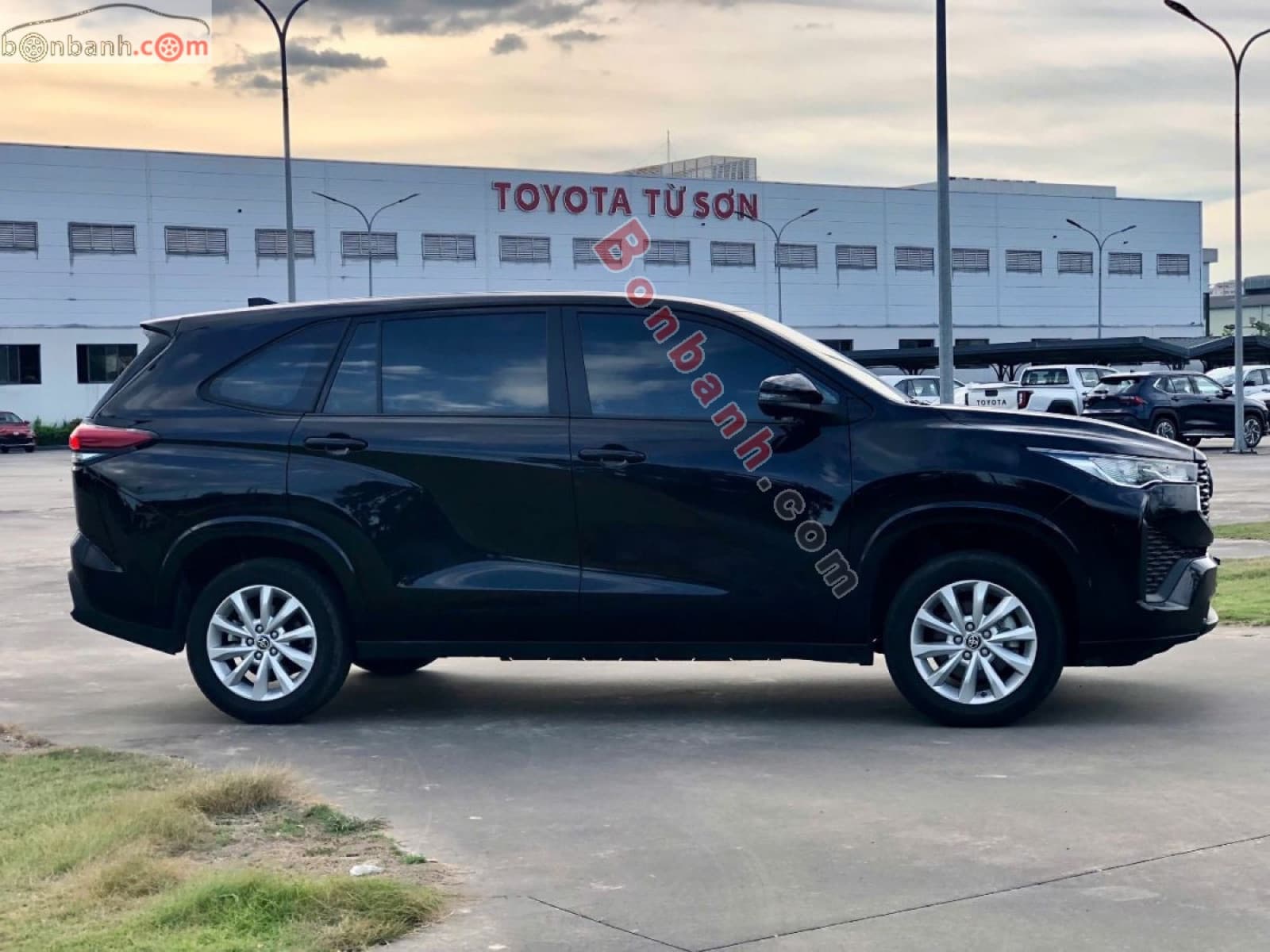 2025 Toyota Innova Cross 2.0V CVT - ảnh nhỏ 3