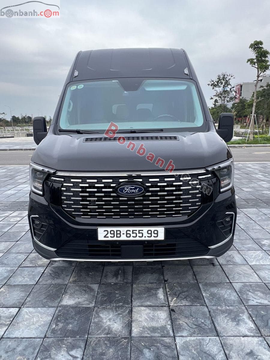 2025 Ford Transit Premium+