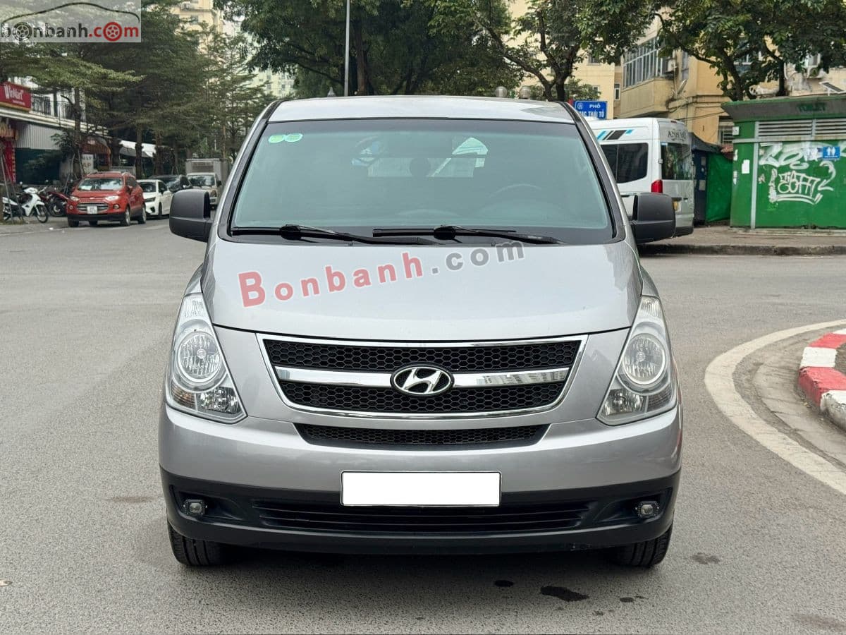 2014 Hyundai Grand Starex Van 2.5 MT
