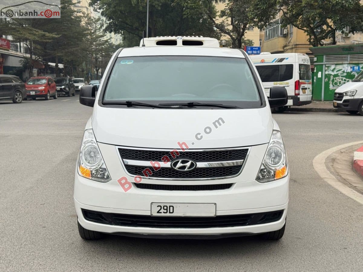 2014 Hyundai Grand Starex Van 2.5 AT