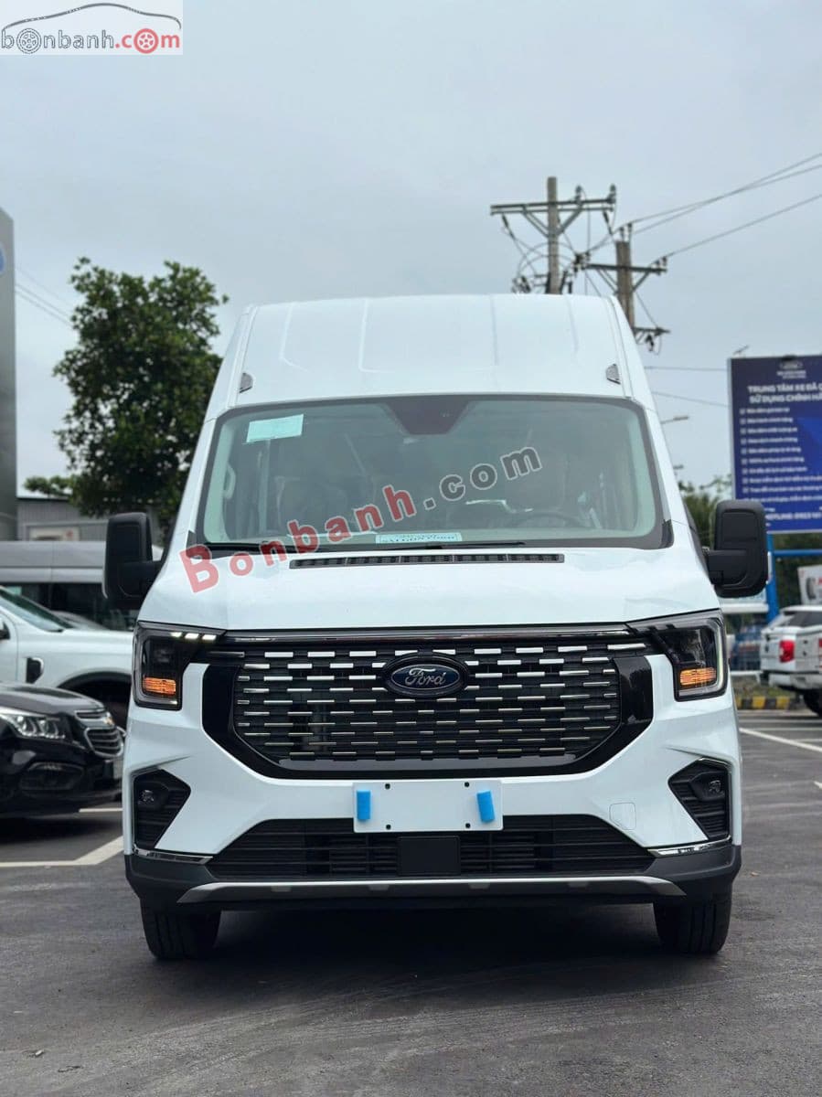2026 Ford Transit Premium+
