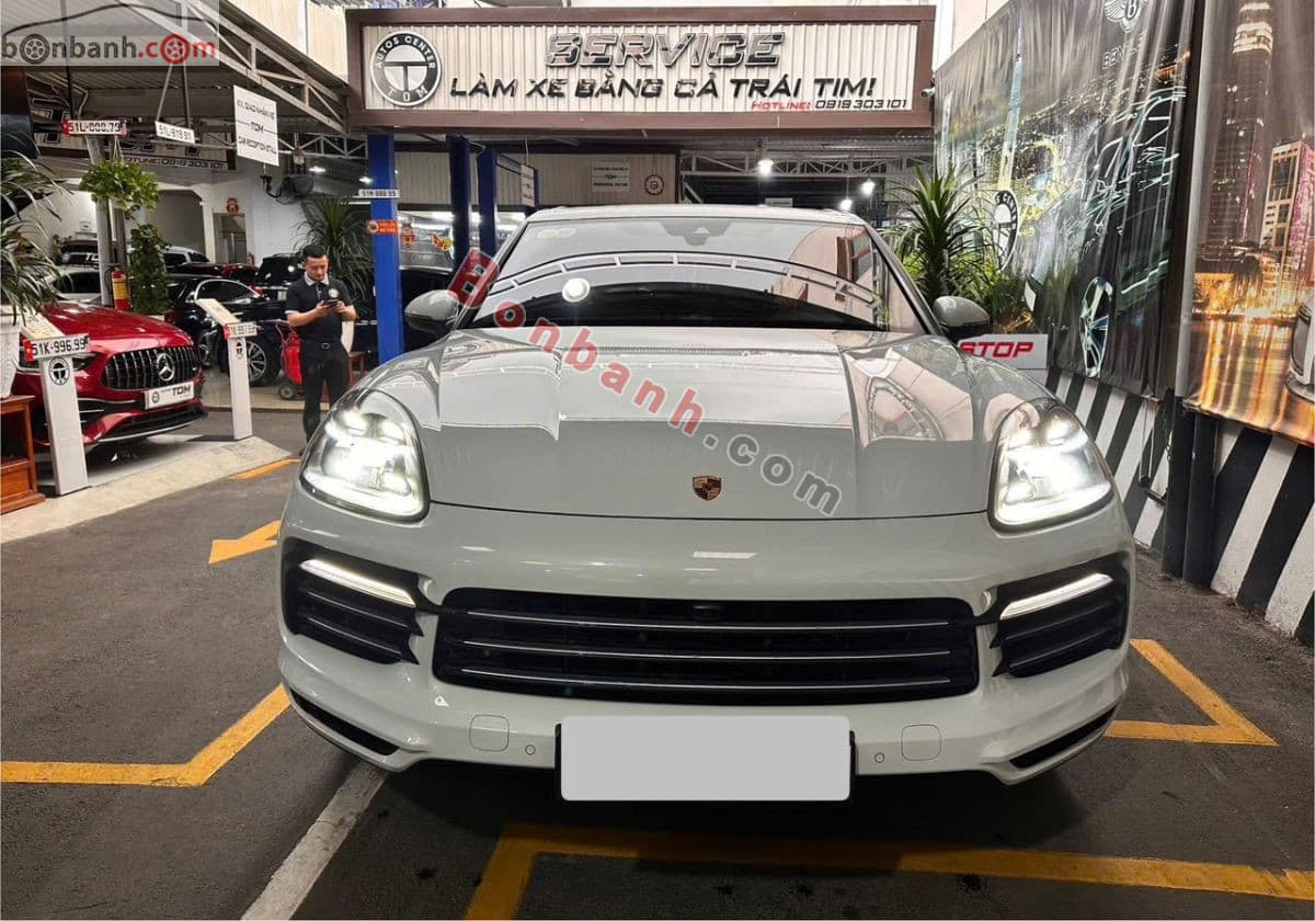 2019 Porsche Cayenne S