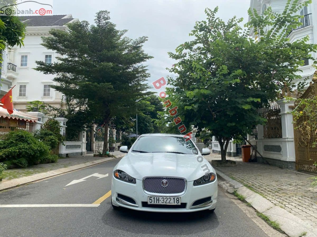 2014 Jaguar XF 2.0 AT