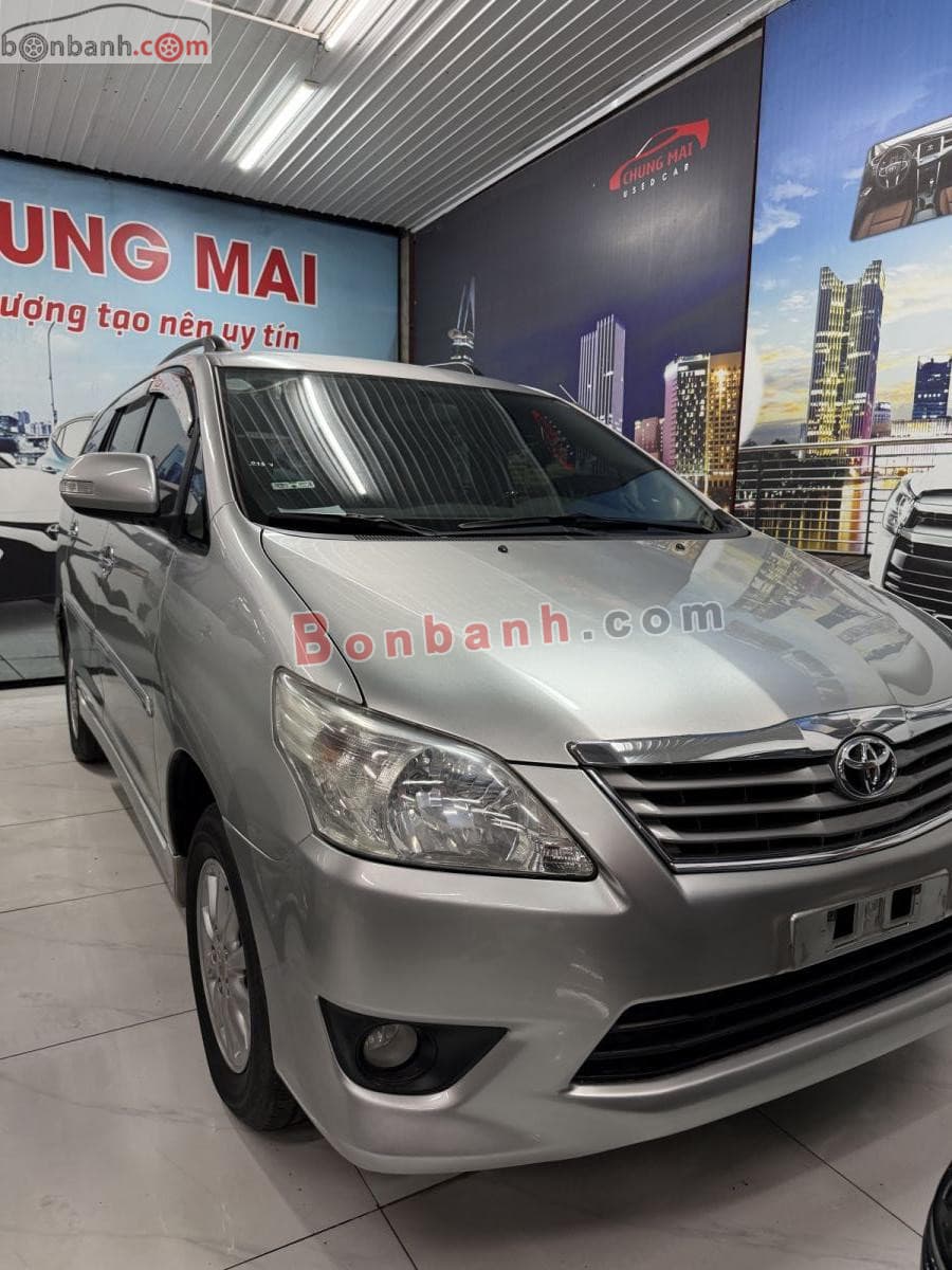 2013 Toyota Innova 2.0V