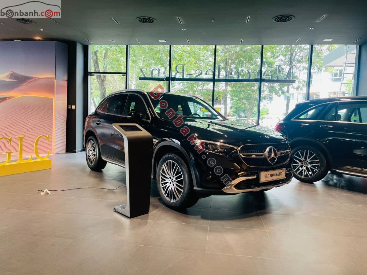 2025 Mercedes-Benz GLC 200 4Matic